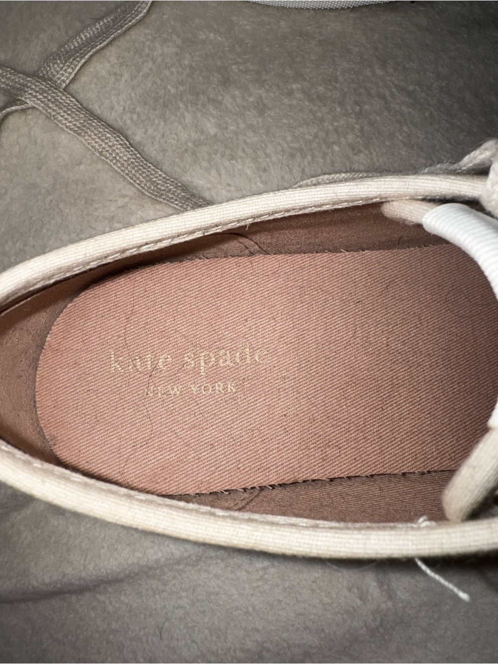 The Kate Spade Vale Spade Flower Coated Canvas Sneakers SZ 8.5B - Picture 8 of 14